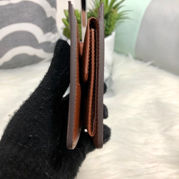 🔥SOLD 🔥Men’s Bifold’s Wallet - Picture 7 of 15